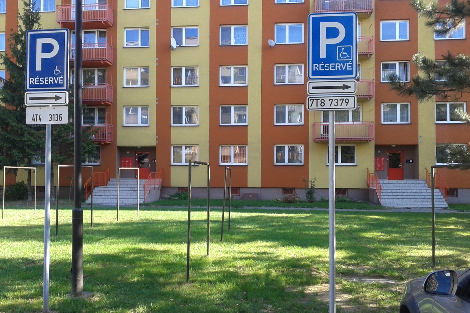 02 Svislé značení