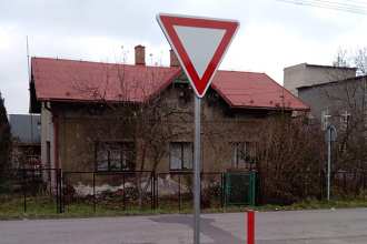 svisle-43-značení