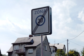 svisle-67-značení