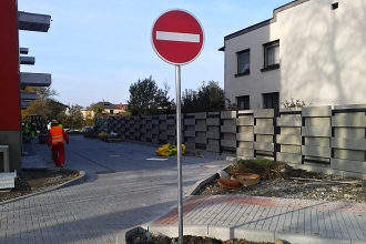 11 Svislé dopravní značení