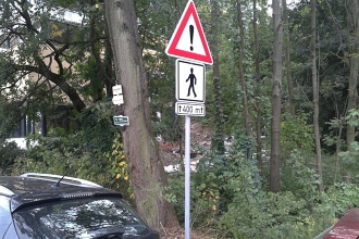 18 Svislé dopravní značení