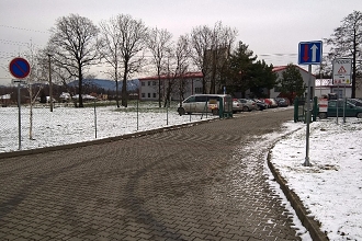 62 Svislé značení